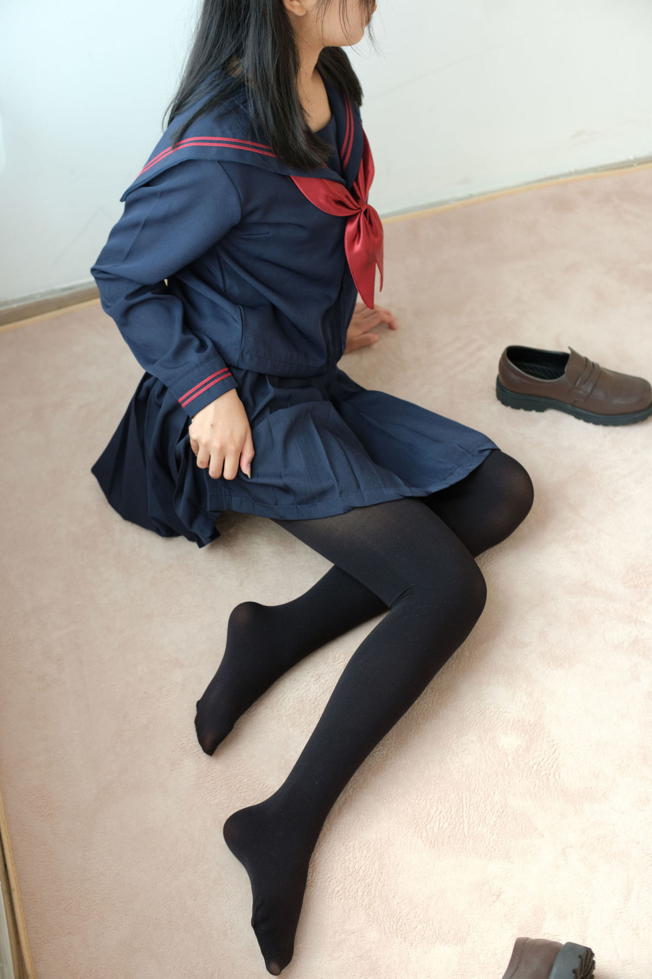 [森萝财团] BETA-024 JK黑丝少女 萝莉丝袜写真